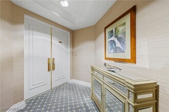 Building Photo - 4021 Gulf Shore Blvd N