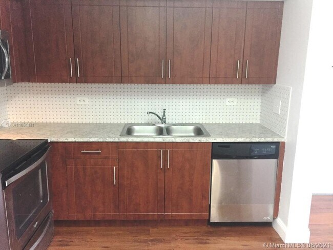 Building Photo - 3690 N 56th Ave