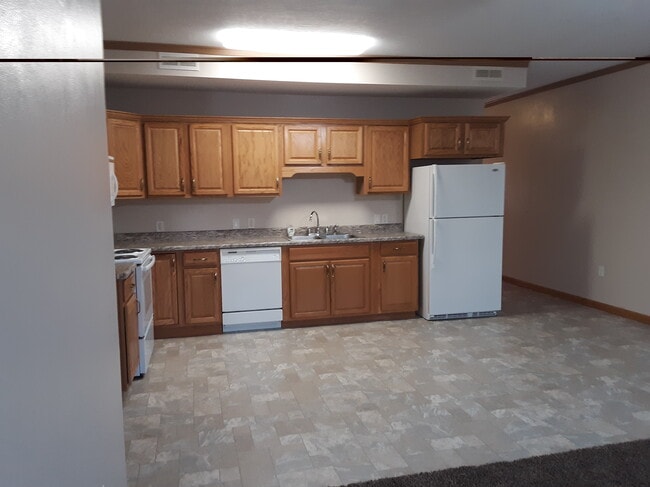 Building Photo - 2414 W 10th St