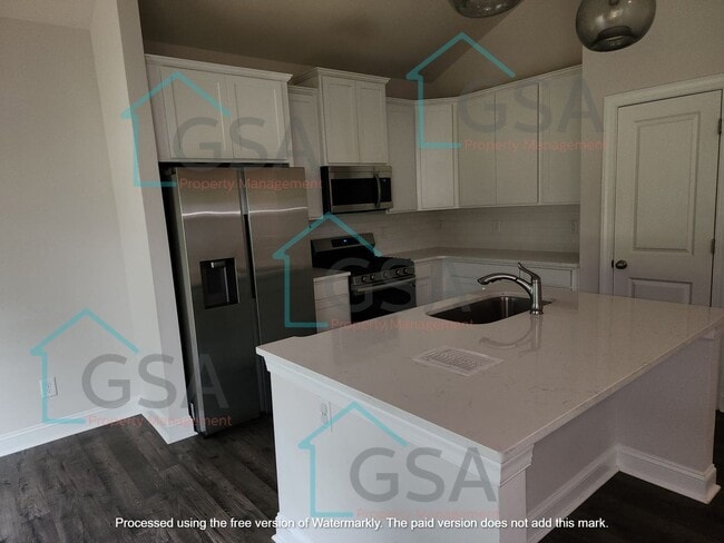 Foto del edificio - 3 Bedroom Home Available!