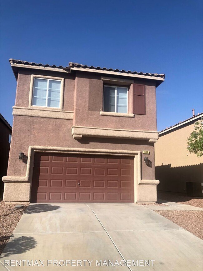 Building Photo - 4 br, 2.5 bath House - 607 MARLBERRY PL