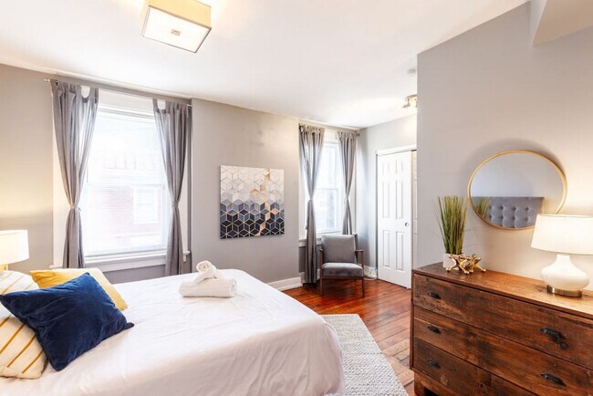 Foto del edificio - 1602 Mansfield St