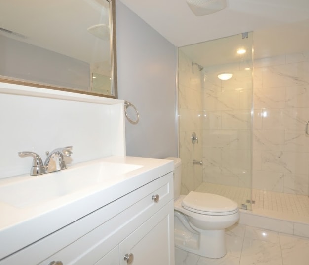 Building Photo - 3472 Beau Rivage Cres