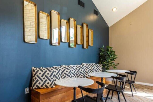 Foto del edificio - 2 bedroom in Austin TX 78744