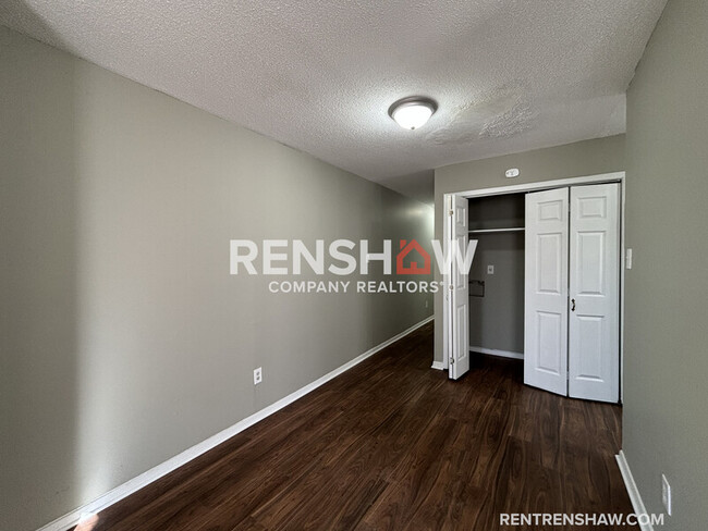 Building Photo - 4444 Arnold Cove