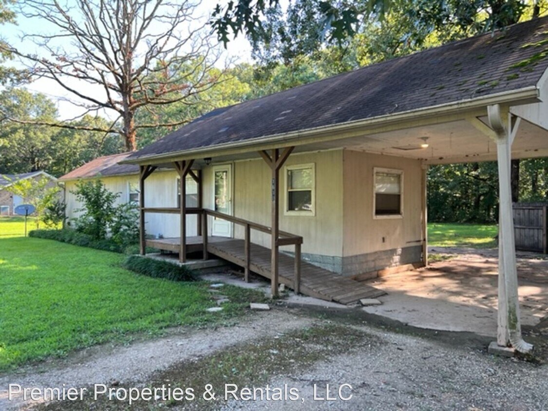 Building Photo - 2 br, 1 bath House - 1610 Darrick