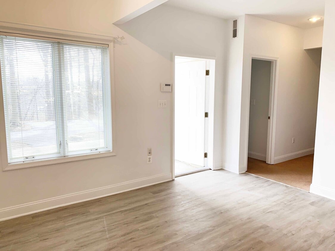 8309 Old Seven Locks Rd Unit 1, Bethesda, MD 20817 8309 Old