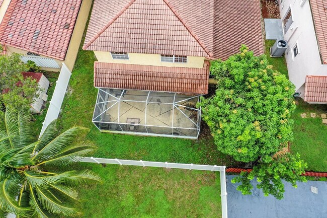 Foto del edificio - 3178 NW 72nd Ave