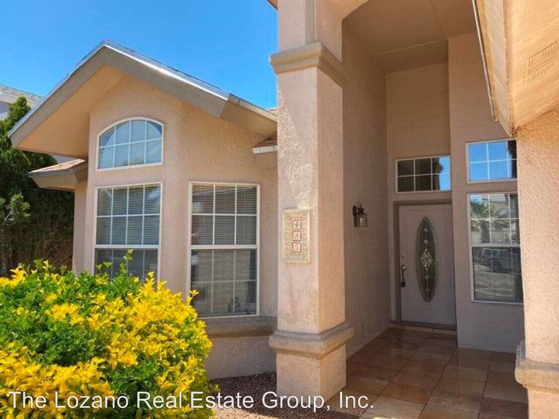 Foto principal - 4 br, 2 bath House - 485 Horizon Heights