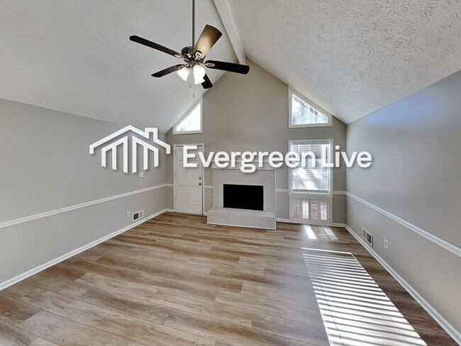 Foto del edificio - 6355 Cathedral Ln