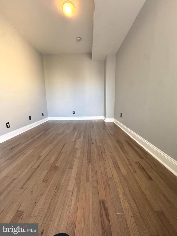 Foto del edificio - 2121 N 20th St