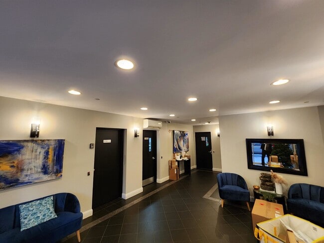 Foto del edificio - 4301 Park Ave