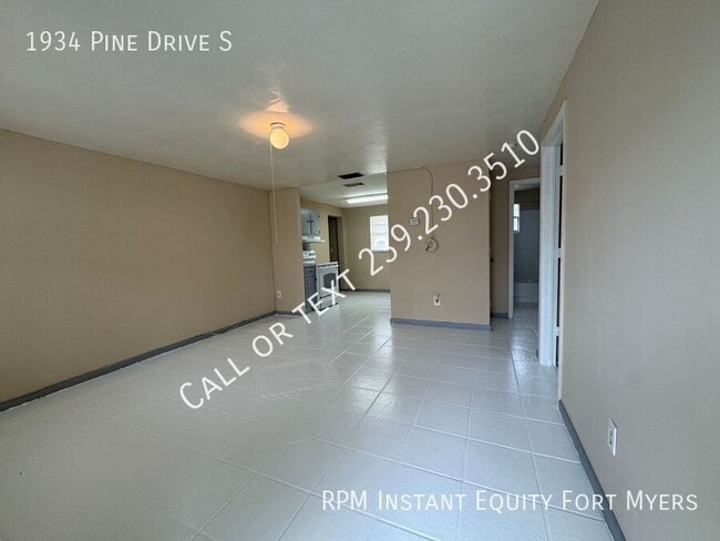 Foto del edificio - 1934 N Pine Dr