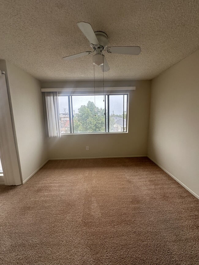 DINING AREA - 735 S Alma St