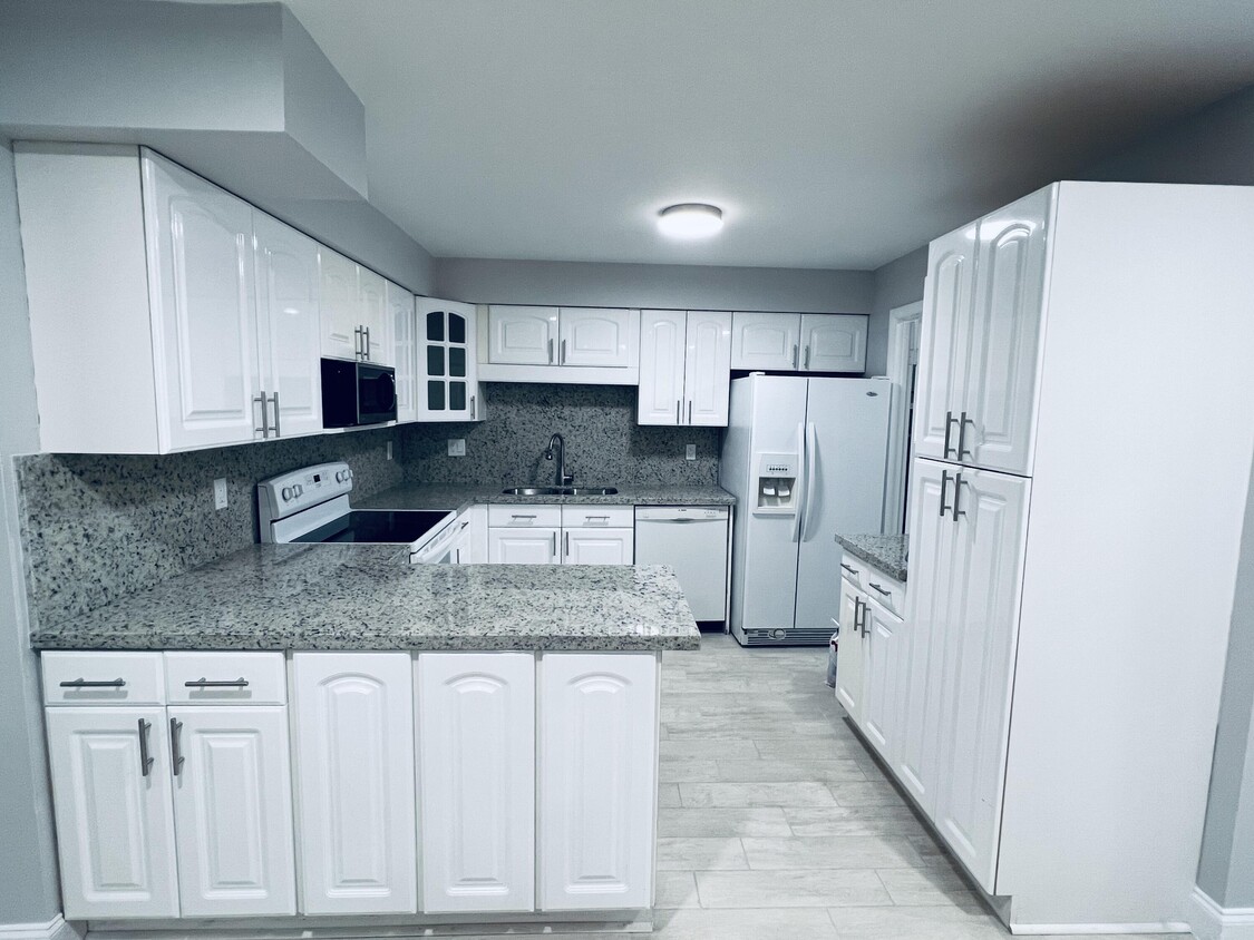 Foto principal - 3951 Loni St
