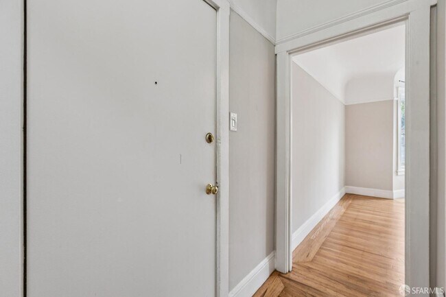 Foto del edificio - 2888 Folsom St