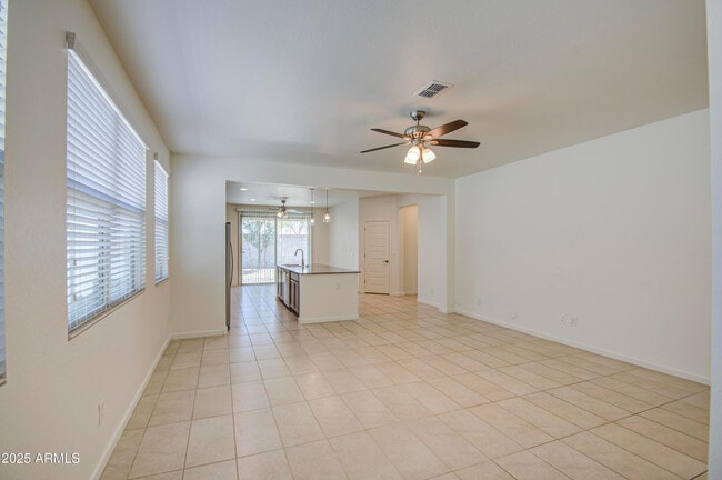 Building Photo - 36217 N Urika Dr