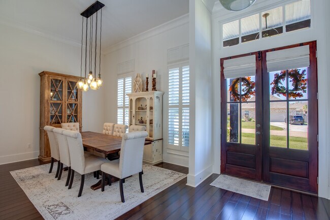 Foto del edificio - 306 Palermo Dr