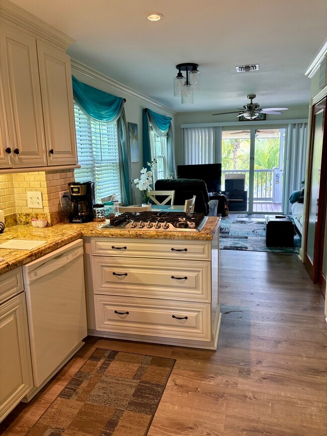 Building Photo - 30 Merganser Ln