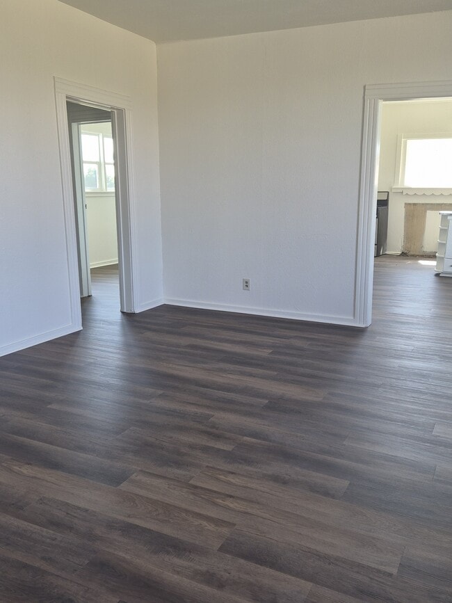 Building Photo - 10395 Avenue 384