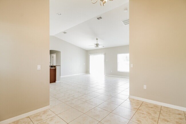 Building Photo - 4108 Shelter Bay Dr