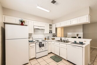 Building Photo - Cherry Hill Lofts