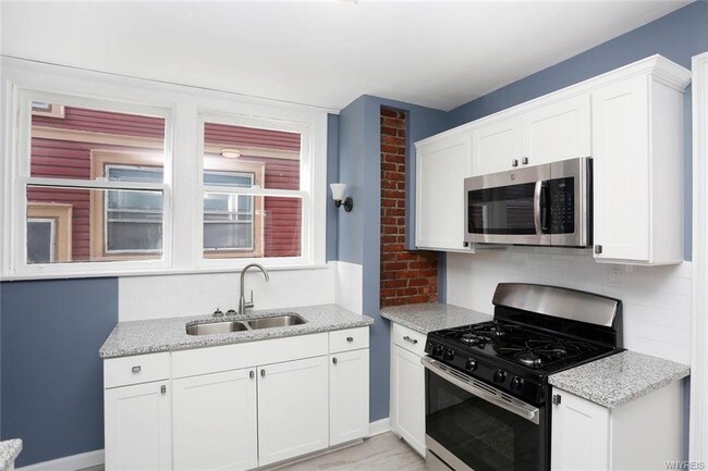 Building Photo - 19 Linwood Terrace