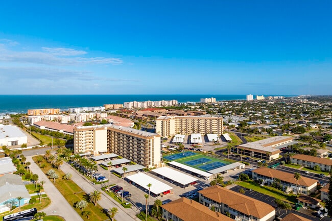 500-520 Palm Springs Blvd Indian Harbour Beach, FL 32937 - Harbour Royale