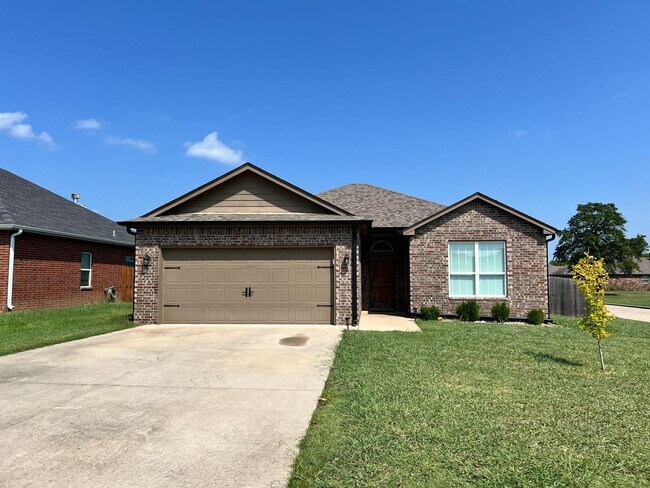 Foto del edificio - Charming Newer 3 bed 2 bath in Keifer