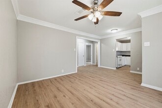 Building Photo - 1110 NE 17th St