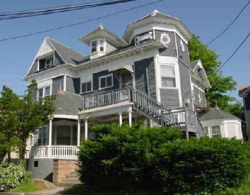 Primary Photo - 79-81 Summit St