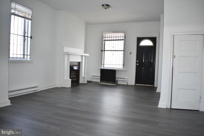 Foto del edificio - 10 S 62nd St