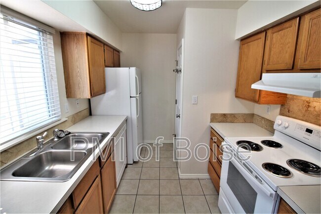 Foto del edificio - 625 W Idaho Ave