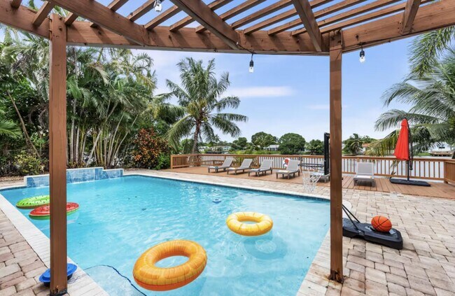 Foto del edificio - 3351 NW 67th St