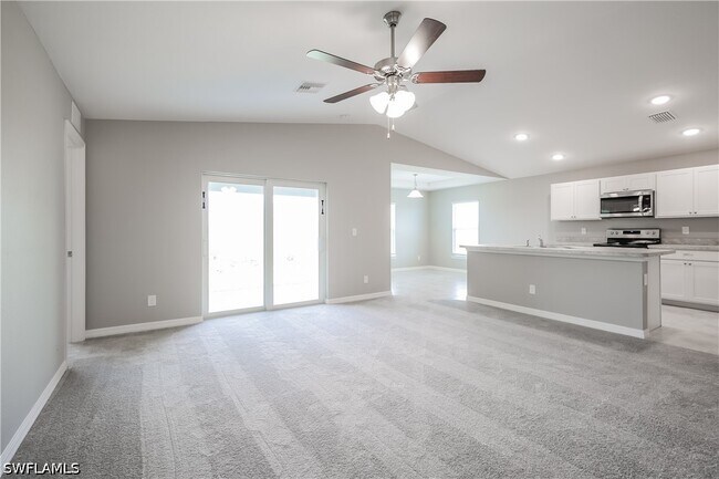 Foto del edificio - 2910 61st St W