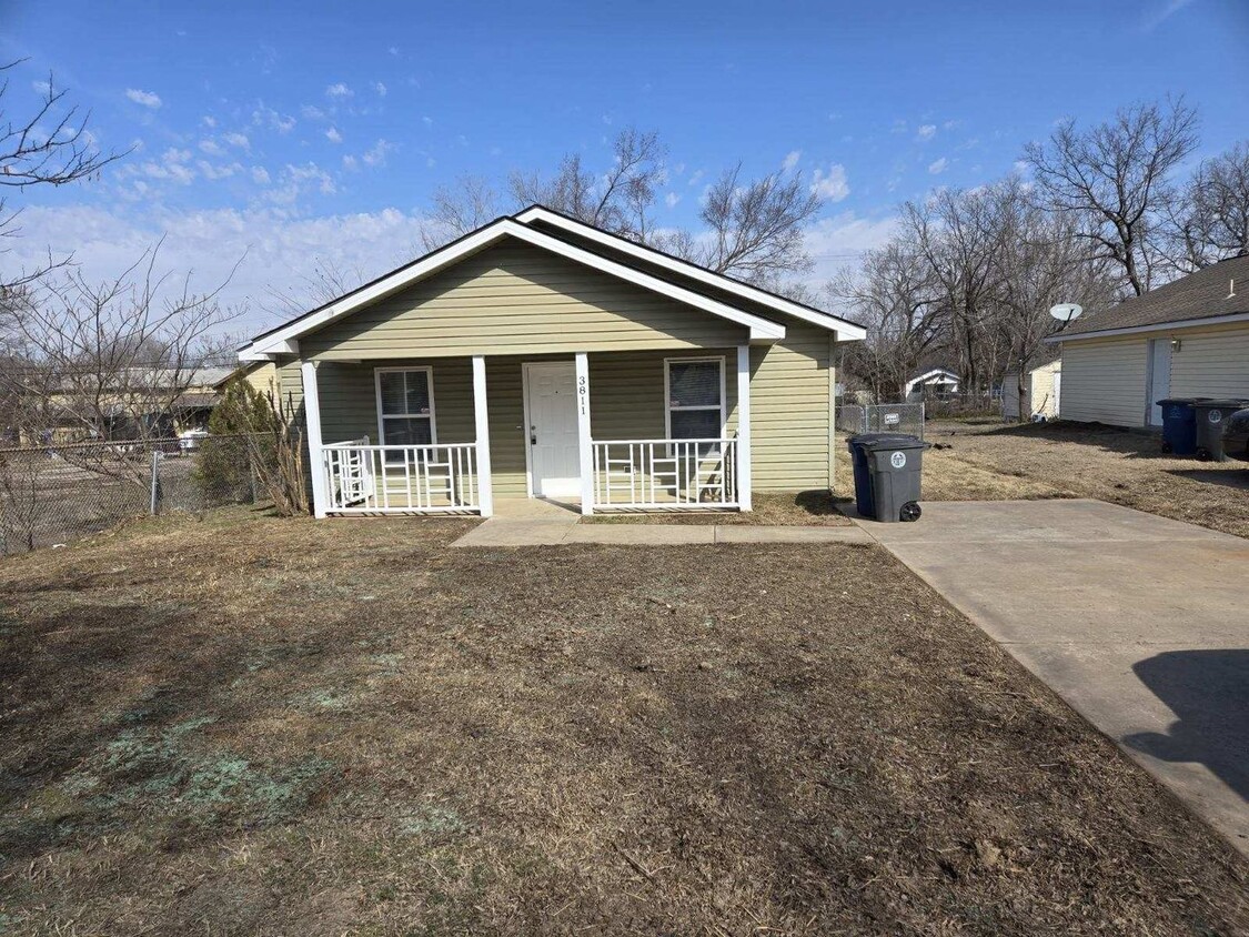 Foto del edificio - 3 Bed 1 Bath in West Tulsa available for i...