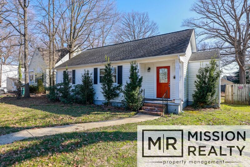 Foto principal - 2509 Burnley Ave