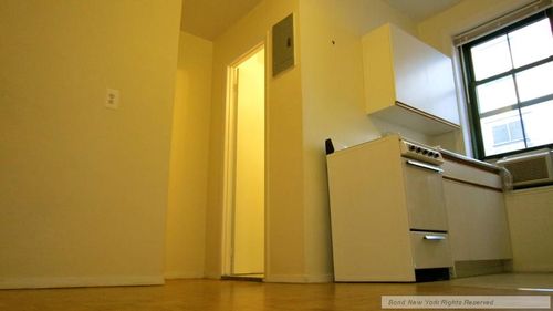 Foto del edificio - 542 E 79th St