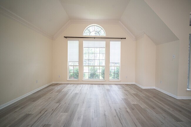 Foto del edificio - 4503 Oak Valley Dr