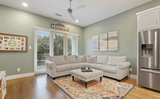 Living room - 4777 Asher Pl