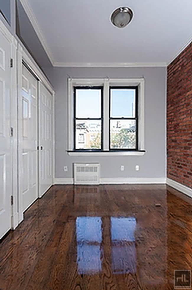 Building Photo - W 14TH ST.