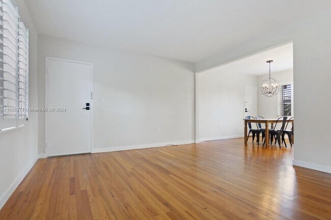 Foto del edificio - 5450 SW 76th St