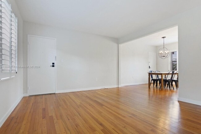 Building Photo - 5450 SW 76th St