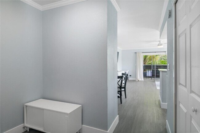 Foto del edificio - 631 N Keene Rd