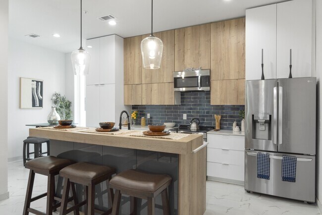 Foto del edificio - 4314 Roseland Ave