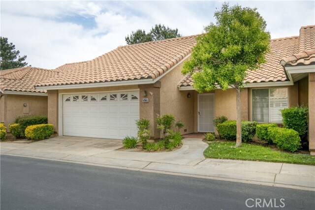 Building Photo - 515 La Costa Dr