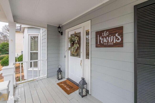 Foto del edificio - 2574 Oak Village Pl NE