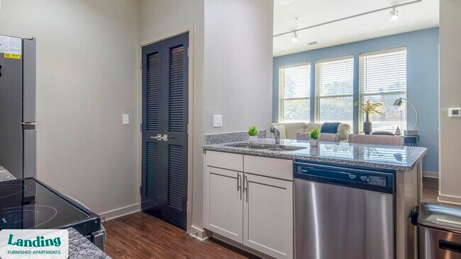 Building Photo - 1544 Madison Ave