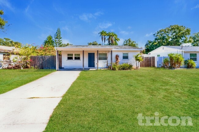 Building Photo - 6210 S Adelia Ave