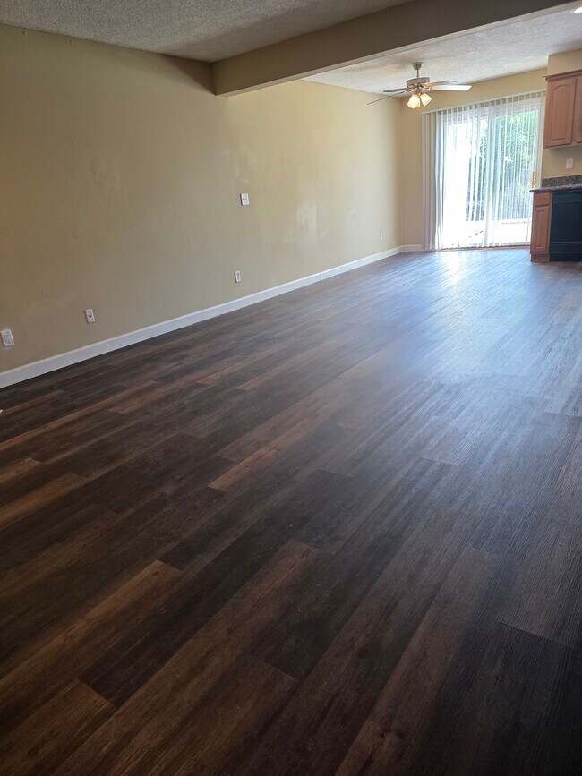 Foto del edificio - 912 SW Imperial Ln